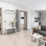 Apartament Aquamarine - Pool &