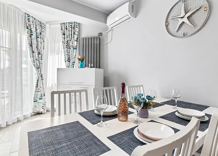 Lejlighed Aquamarine - Pool & Năvodari