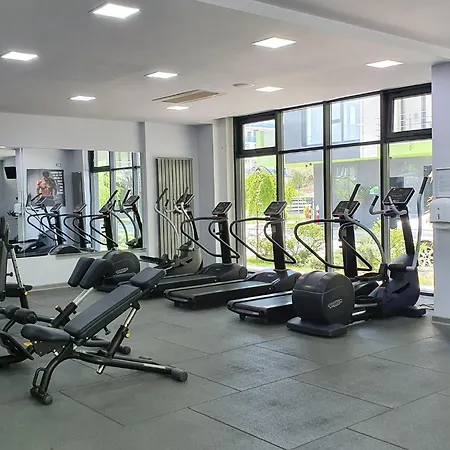 Aquamarine - Pool & ナボダリ