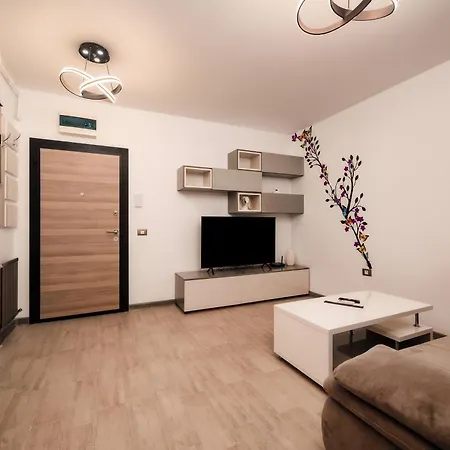 Aquamarine - Pool & Apartman Năvodari