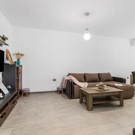 شقة Aquamarine - Pool & *