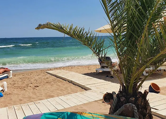 דירה Aquamarine - Pool & *