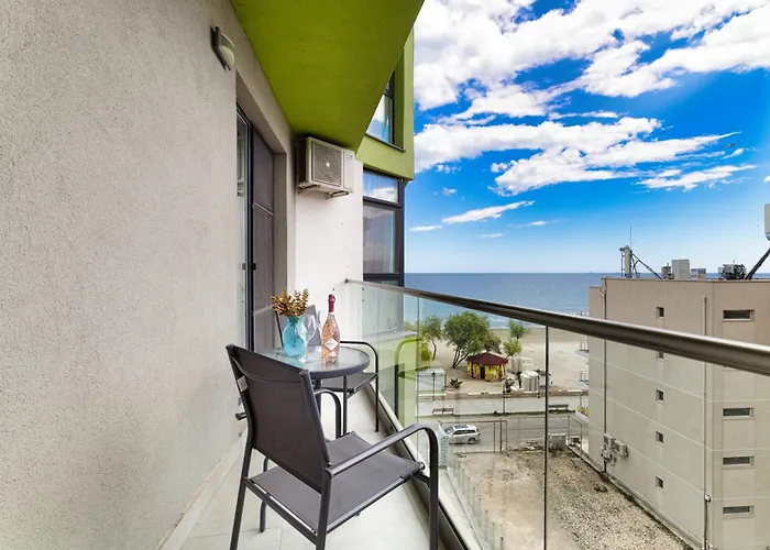 Aquamarine - Pool & Năvodari