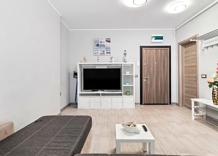 Aquamarine - Pool & Năvodari